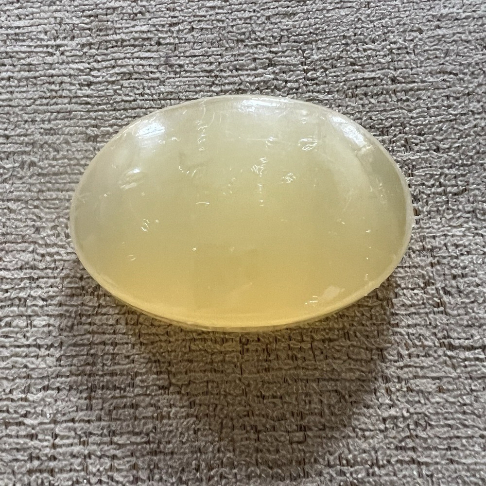 Bath & Body Works Pleasures Gentle Glycerin Soap 4 Oz Gardenia NOS